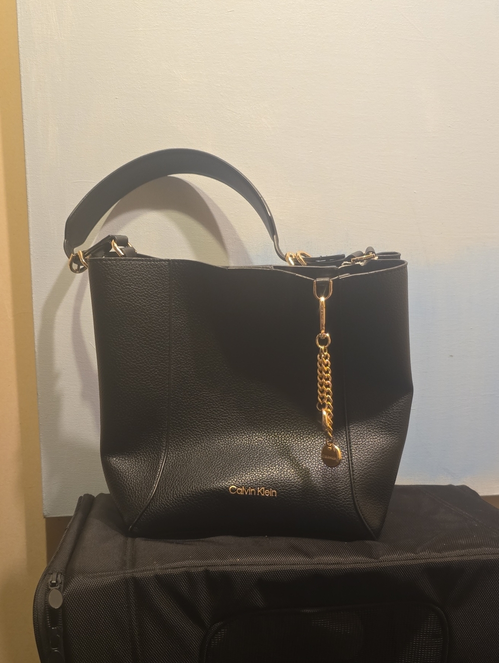 Calvin Klein Black Pebbled Leather Shoulder Bag with Gold Chain Charm